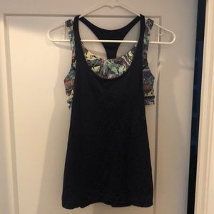 Lululemon top with built in bra